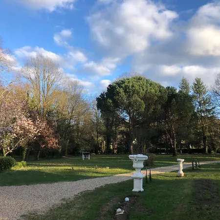 La Maison Au Cedre Marsac-sur-l'Isle