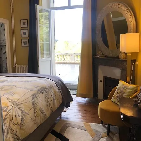 La Maison Au Cedre 住宿加早餐酒店