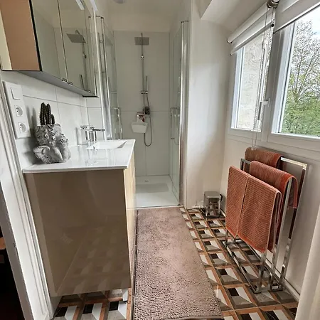 Bed & Breakfast La Maison Au Cèdre 4*