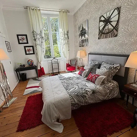 La Maison Au Cèdre 4* Marsac-sur-l'Isle