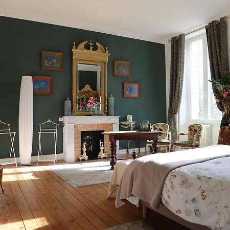 Bed and Breakfast La Maison Au Cedre