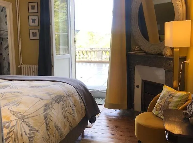 La Maison Au Cedre Frühstückspension